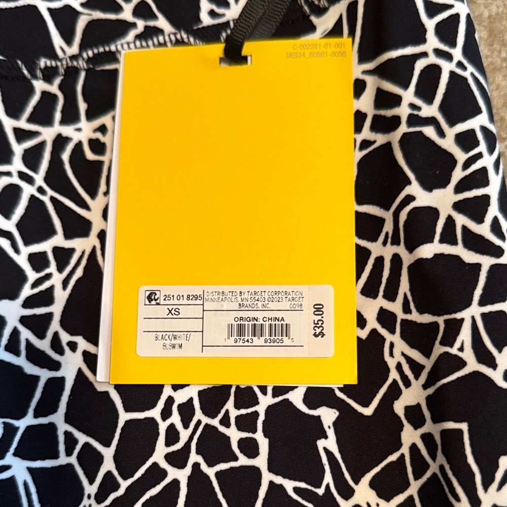 Diane Von Furstenberg Black and White Patterned Leggings - Picture 3 of 3